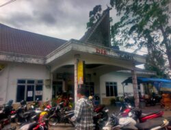 Kantor DISDUKCAPIL Simalungun Memprihatinkan Plafon Bolong